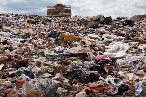 Recycling process of construction waste from skips